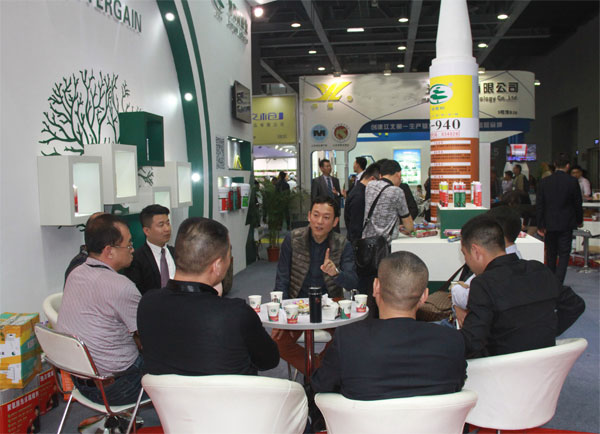 常青樹膠業(yè)廣州展會(huì)開門紅